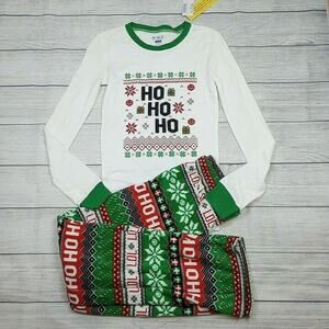 14 Children's Place Holiday Pajamas